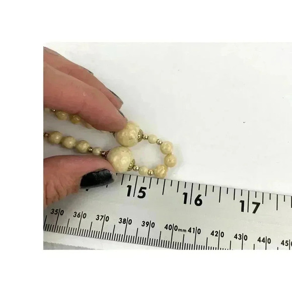 Natural Stone Beige Beaded Necklace 31" Long Various Size Beads - Picture 4 of 12